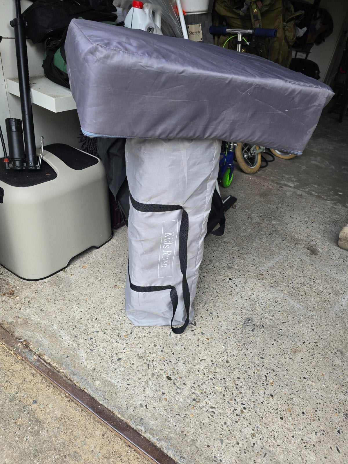 Camping bedje met matras, Dieren en Toebehoren, Honden-accessoires, Ophalen, Gebruikt