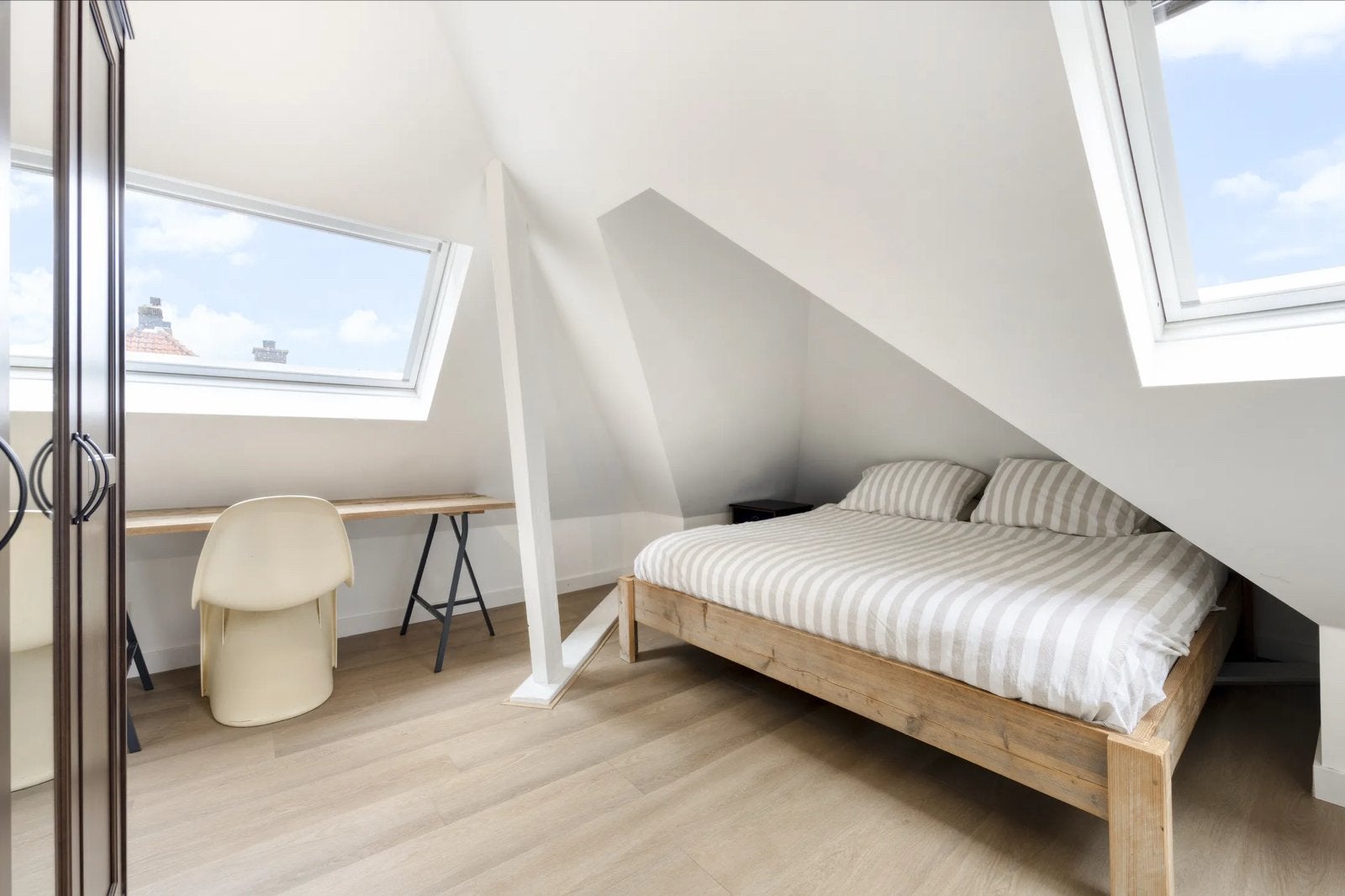 Massief houten bed 180x200cm incl. matras en lattenbodems!!, Huis en Inrichting, Slaapkamer | Bedden, Ophalen, Gebruikt, Bruin