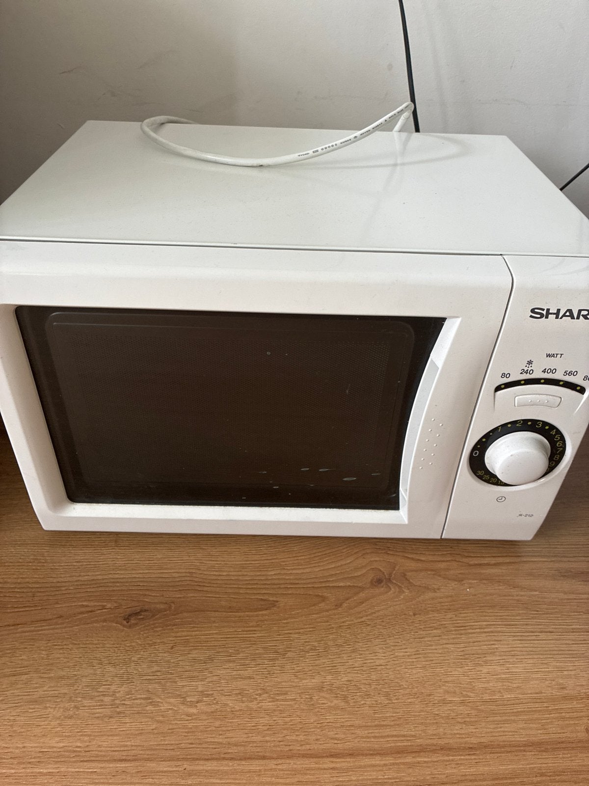 Sharp Magnetron - Wit en Compact, Ophalen, Gebruikt, Minder dan 45 cm, Magnetron