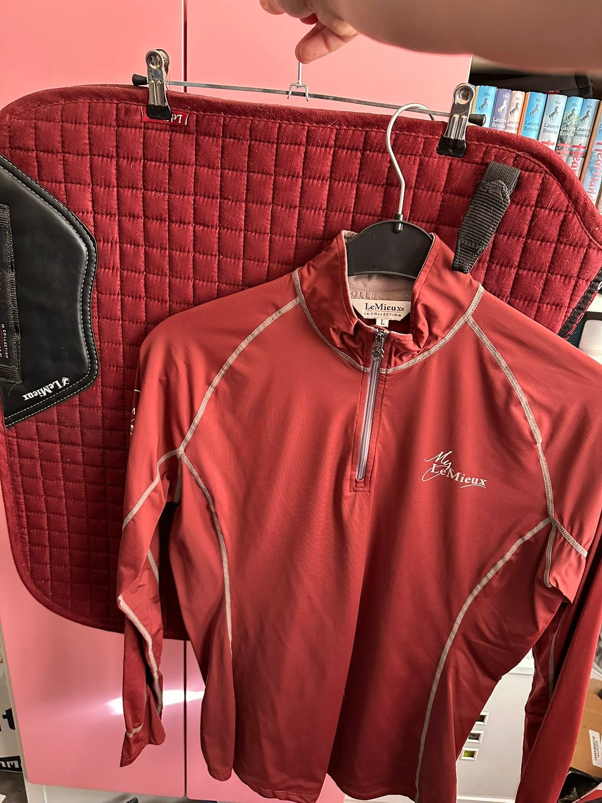 Lemieux Set, Full (L), Dressuurdekje, Rood, Ophalen of Verzenden