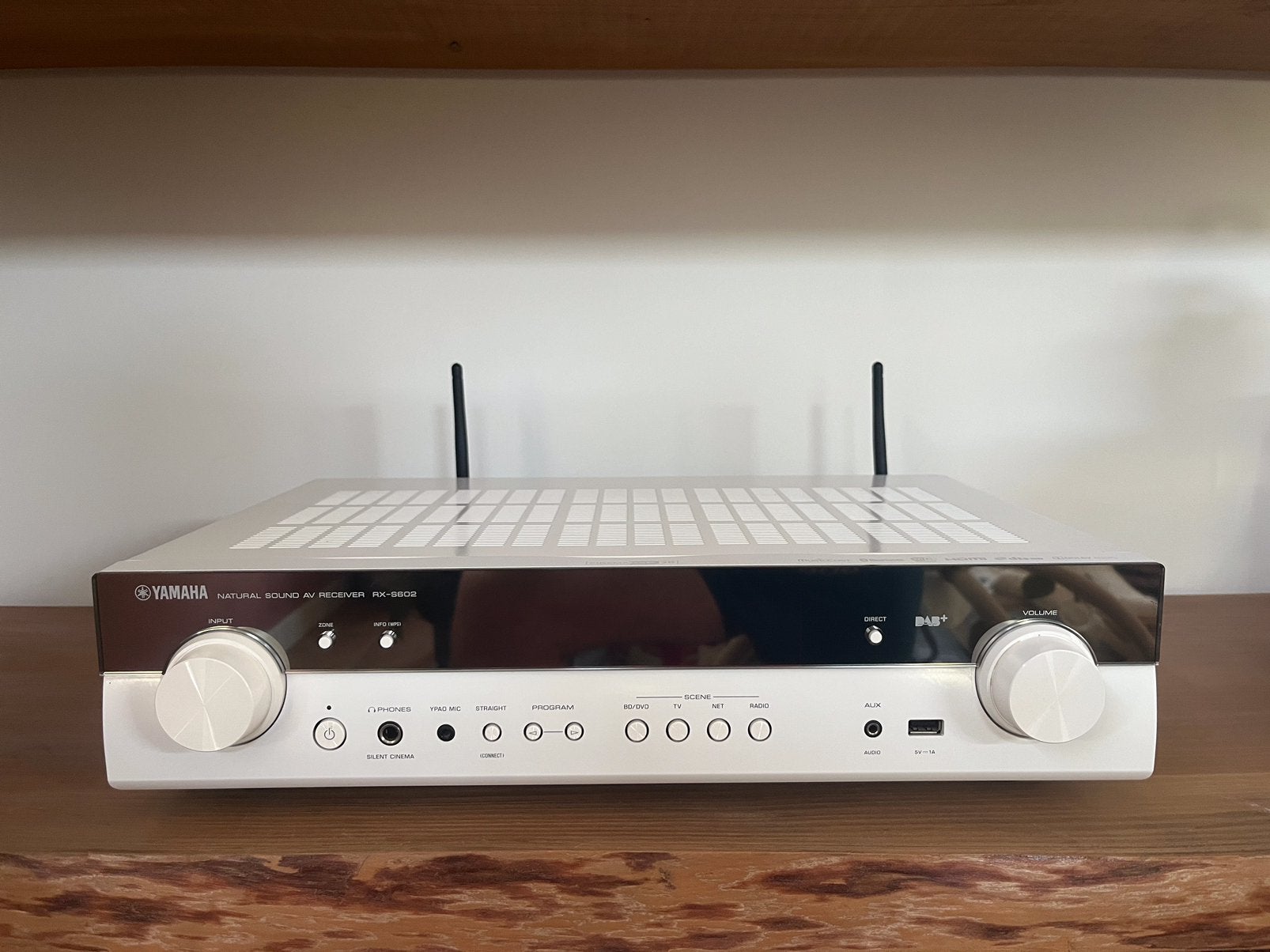 Yamaha RX-S602 MusicCast 5.1 DAB+ receiver 4K UltraHD slim, Yamaha, Ophalen of Verzenden, Zo goed als nieuw, 120 watt of meer