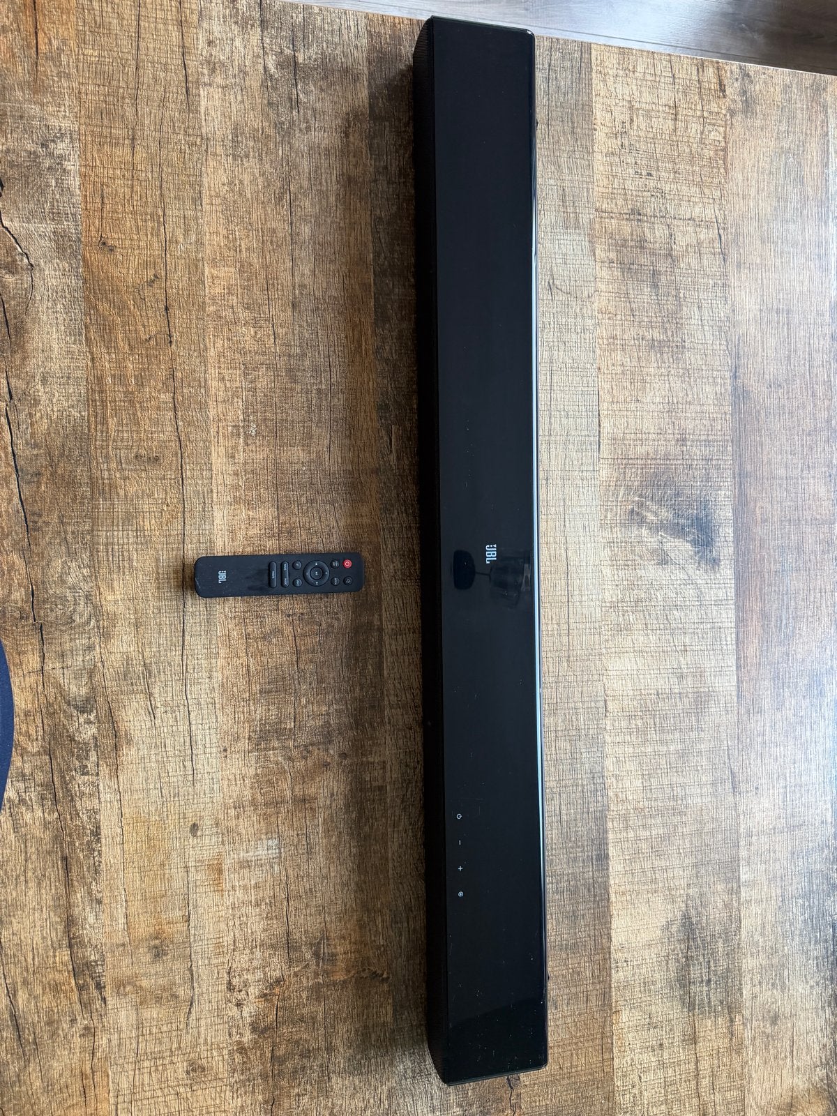 Foto 3 van JBL Soundbar met afstandsbediening