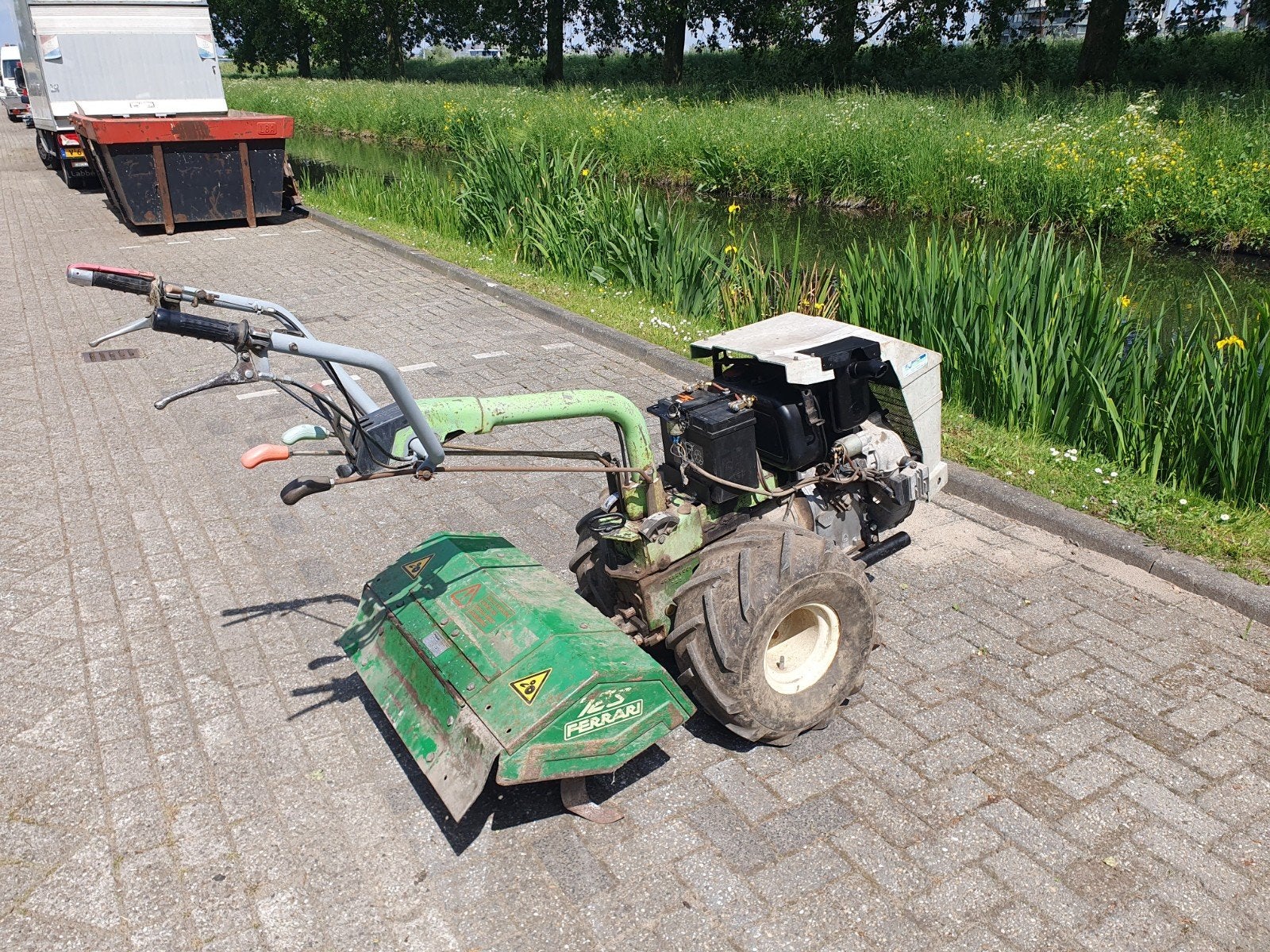 freesmachine voor tuin, Ophalen, Gebruikt, Ferrari