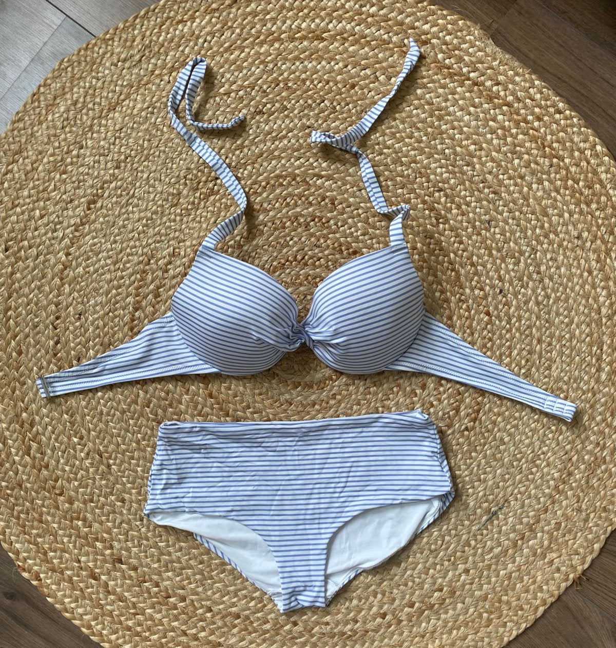 Bikini H&M maat M/L, Ophalen of Verzenden, Zo goed als nieuw, Blauw, Bikini