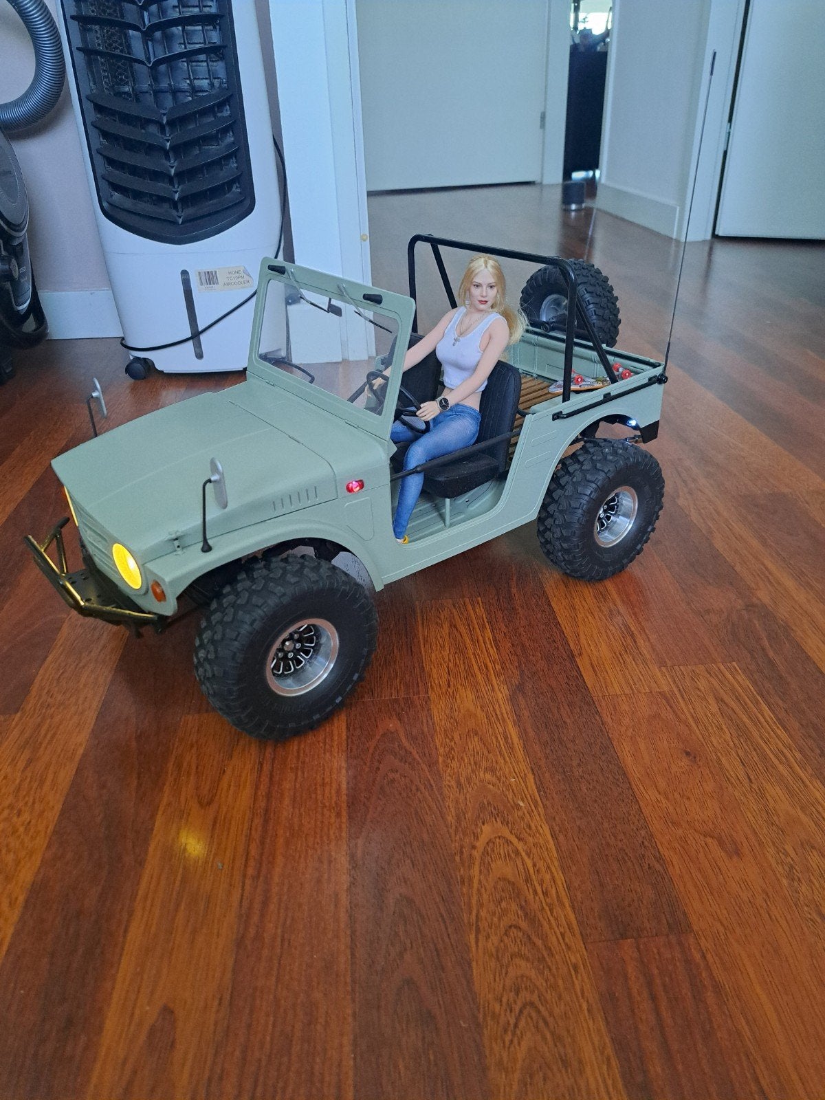 FMS 1/6 JIMNY, Elektro, Ophalen of Verzenden, Zo goed als nieuw, Onderdeel