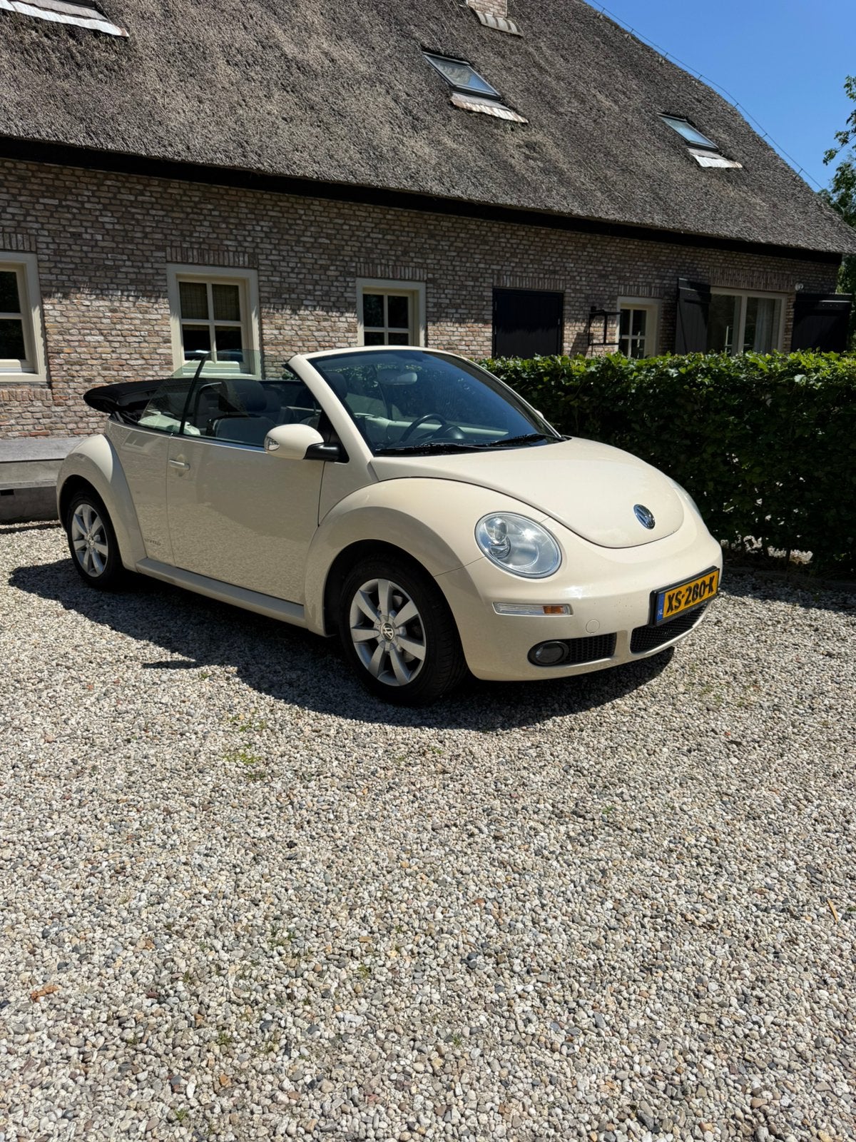 Volkswagen Beetle (Kever) 1.6 Cabriolet 75KW 2008 Geel, Auto's, Volkswagen, Beetle (Kever), 4 cilinders, Cabriolet, 4 stoelen