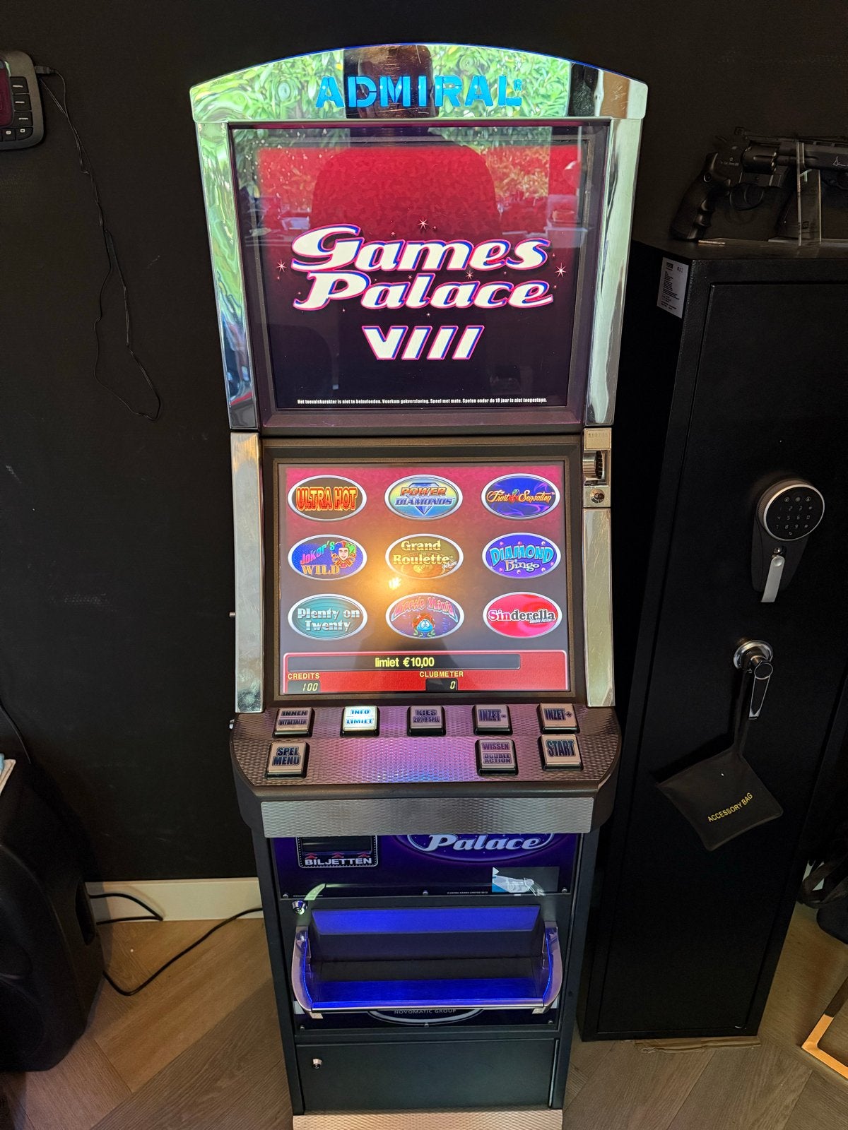 Admiral Games Palace VIII Gokkast - Zo goed als nieuw, Euro, Ophalen, Zo goed als nieuw, Met sleutels