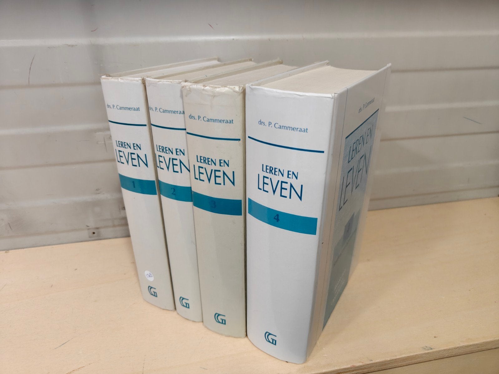 Nr. 1203 Drs. P. Cammeraat: Leren en leven., Gelezen, Drs. P. Cammeraat, Christendom | Protestants, Ophalen of Verzenden