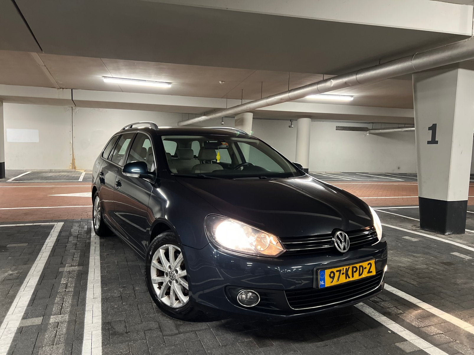 Volkswagen Golf 1.4 TSI Variant Dsg7 AUT 2010, Nette Auto, Dealer onderhouden, Stof, Beige, 4 cilinders