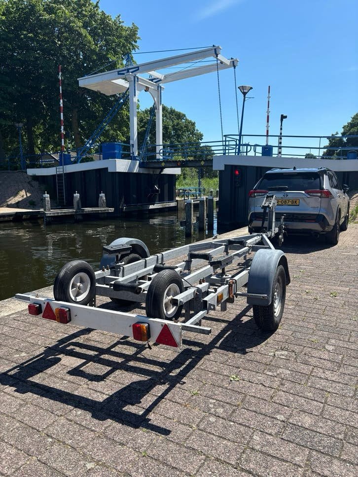 Boottrailer Pega, Watersport en Boten, Boottrailers, Ophalen, Minder dan 1500 kg, Gebruikt, Overige typen