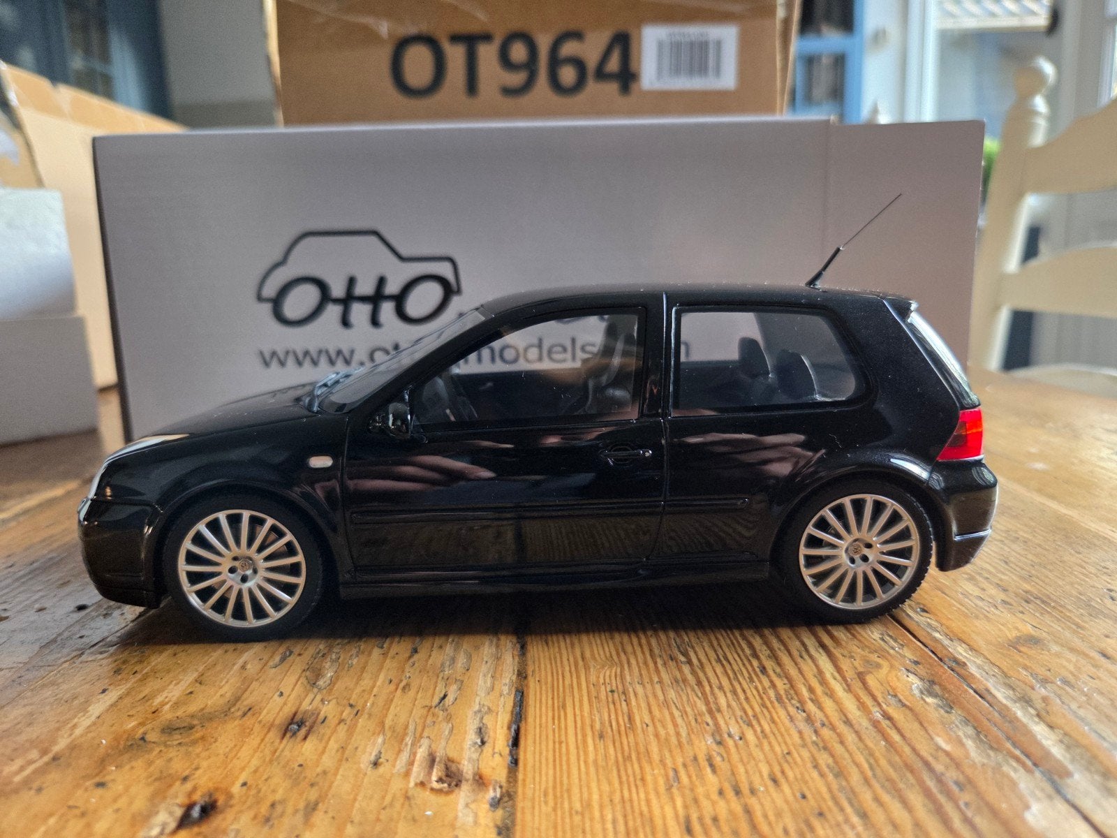 vw volkswagen golf4 3.2 r32 ottomobile 1:18, Ophalen of Verzenden, Nieuw, Auto, OttOMobile