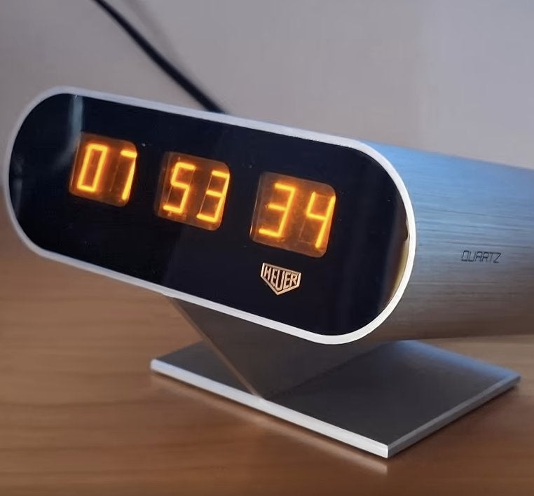 Gezocht Nixie Led electrische klok Patek Heuer Longines ect., Ophalen of Verzenden
