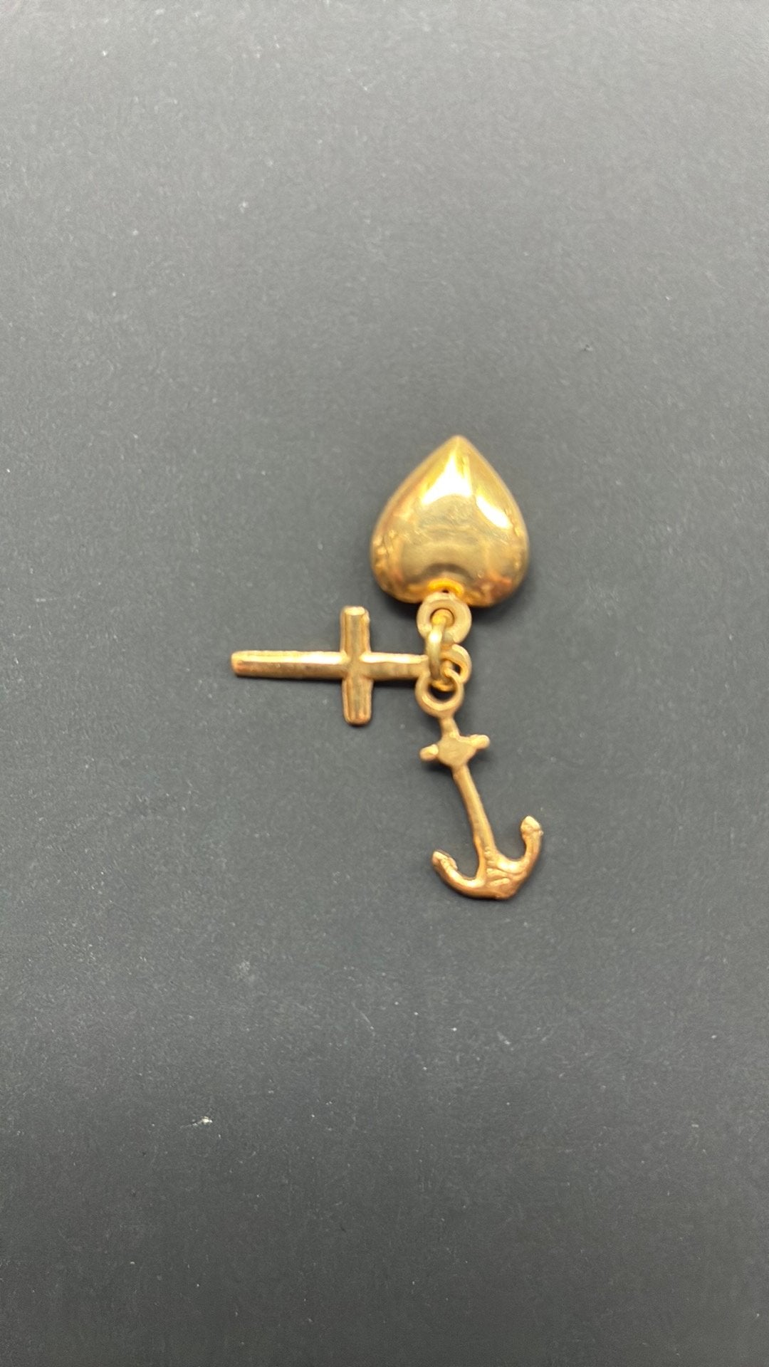Gouden  Geloof. Hoop. Liefde 14 karaat, Ophalen of Verzenden, Zo goed als nieuw, Goud, Kruis of Symbool