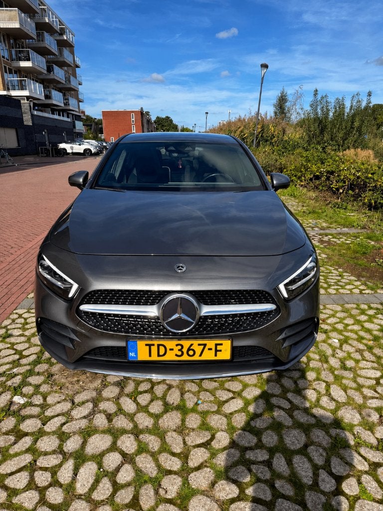 Mercedes-Benz A-Klasse A 200 163pk 7G-DCT 2018 Grijs, Auto's, 4 cilinders, Origineel Nederlands, 75 €/maand, Particulier