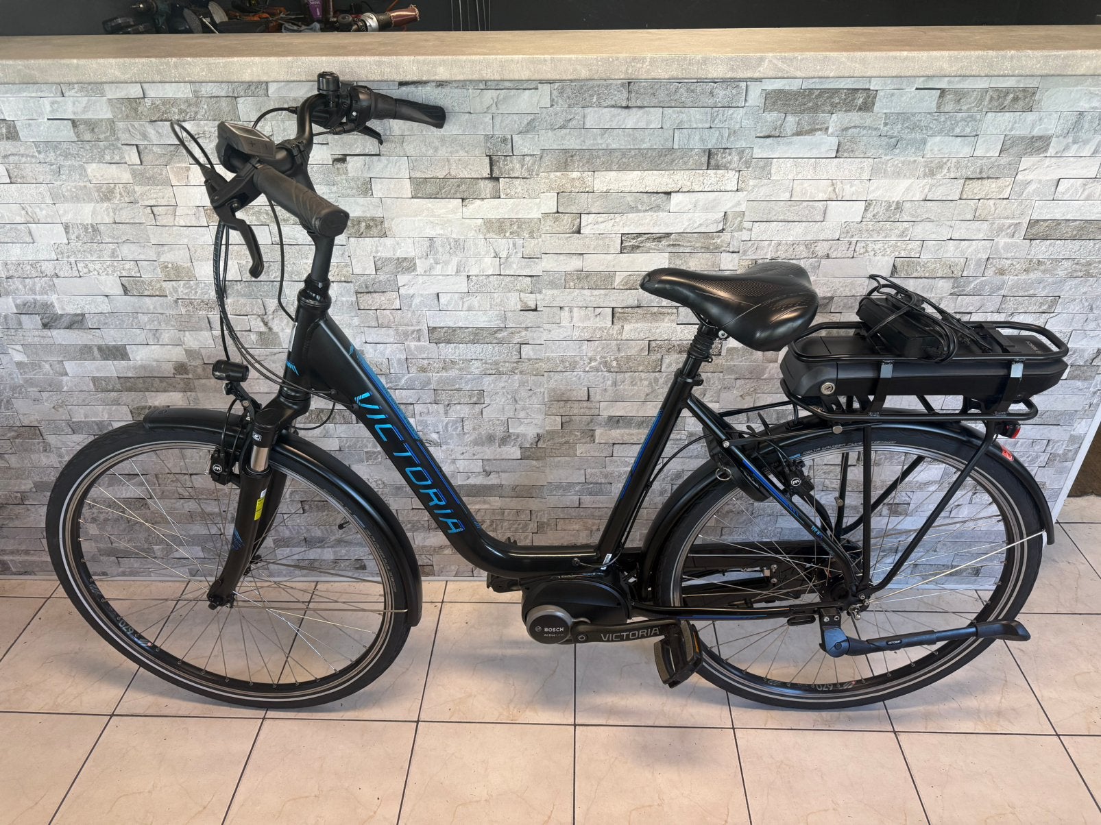 E-Bike Victoria D56cm. V7. Bosch Active Line Middenmotor
