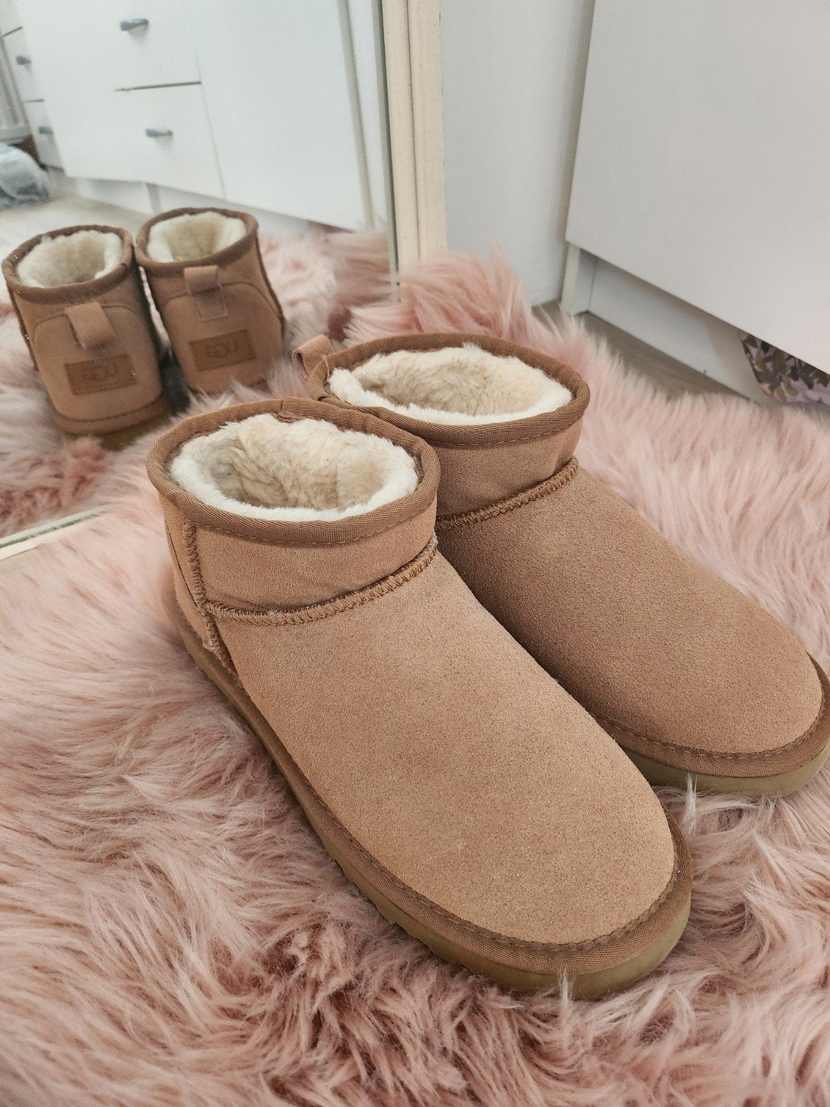 UGG Mini Laarzen Chestnut Maat 39, UGG, Bruin, Verzenden, Lage of Enkellaarzen