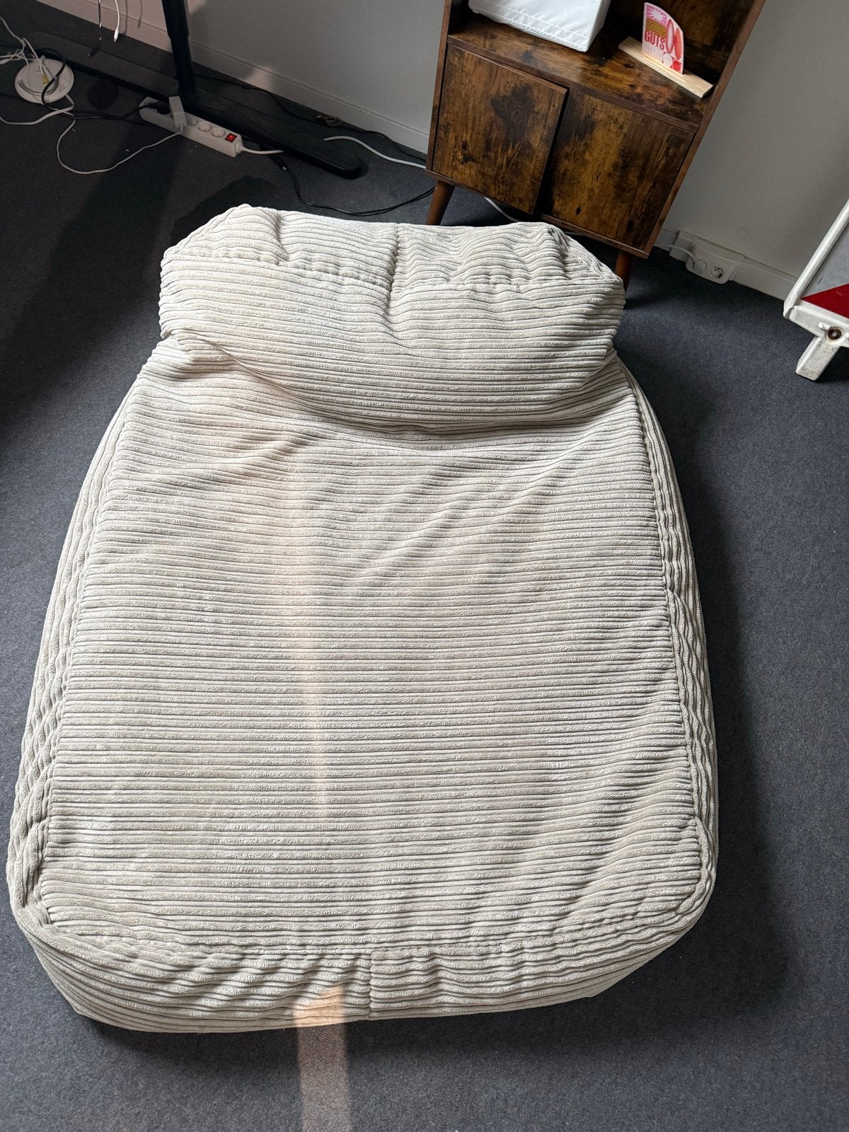Loungebug Grote zitzak - Ideaal voor ontspanning, Huis en Inrichting, Ophalen of Verzenden, Gebruikt, Beige, Zitzak