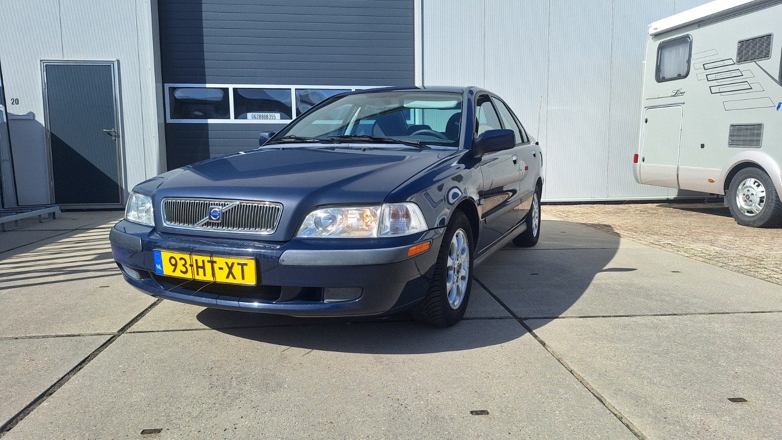 Volvo S40 1.8 AUT 2001 Blauw, Auto's, 4 cilinders, Blauw, 122 pk, 1783 cc