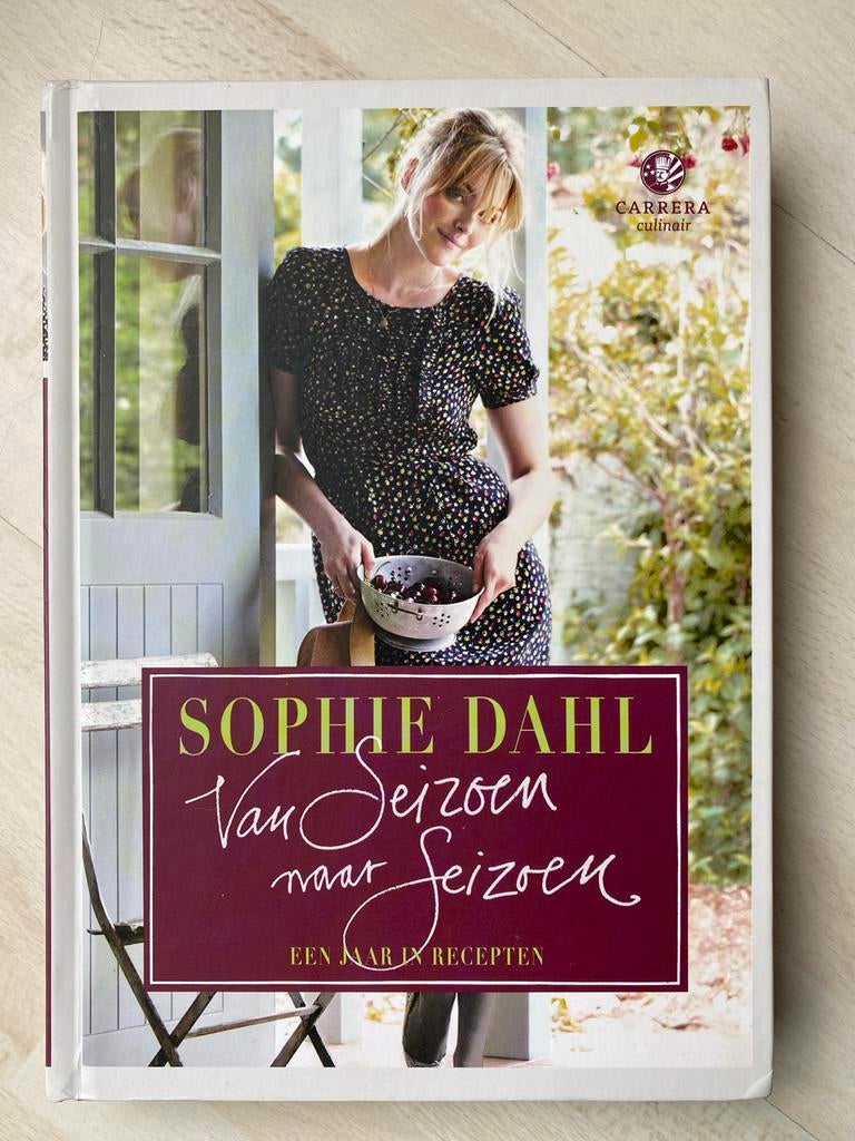 Sophie Dahl - Van Seizoen naar Seizoen - Kookboek, Boeken, Gelezen, Voorgerechten en Soepen, Ophalen of Verzenden, Europa