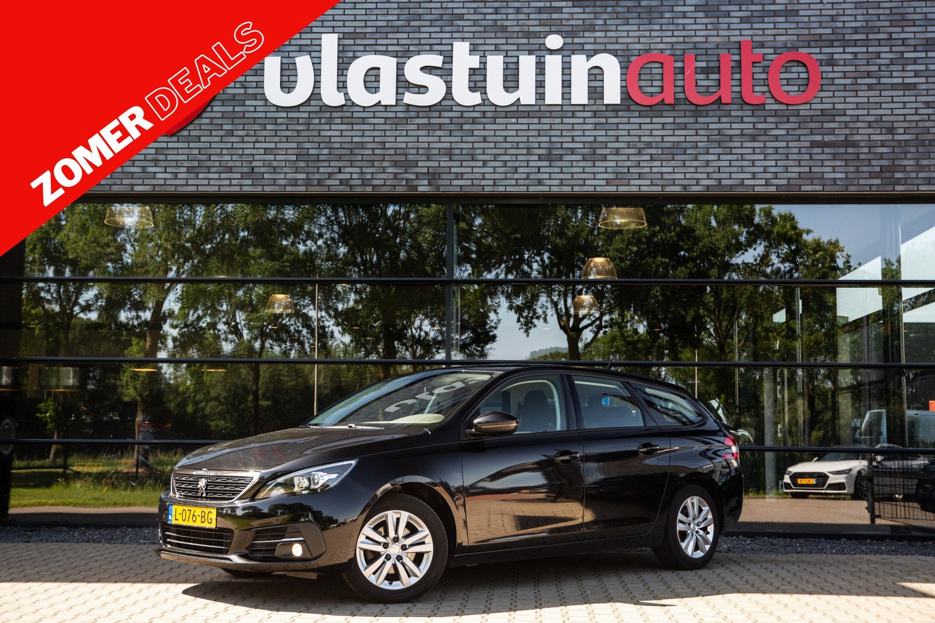 Peugeot 308 SW 1.2 PureTech Blue Lease Active , Trekhaak, Cr, Auto's, Voorwielaandrijving, Stof, Gebruikt, 1199 cc