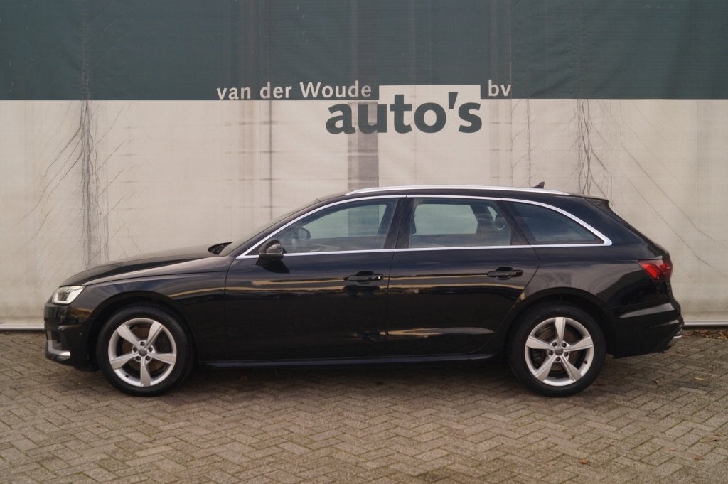 Audi A4 Avant 35 TFSI 150pk Edition Business -LEER-NAVI-ECC-, Auto's, Audi, Gebruikt, Euro 6, 4 cilinders, A4
