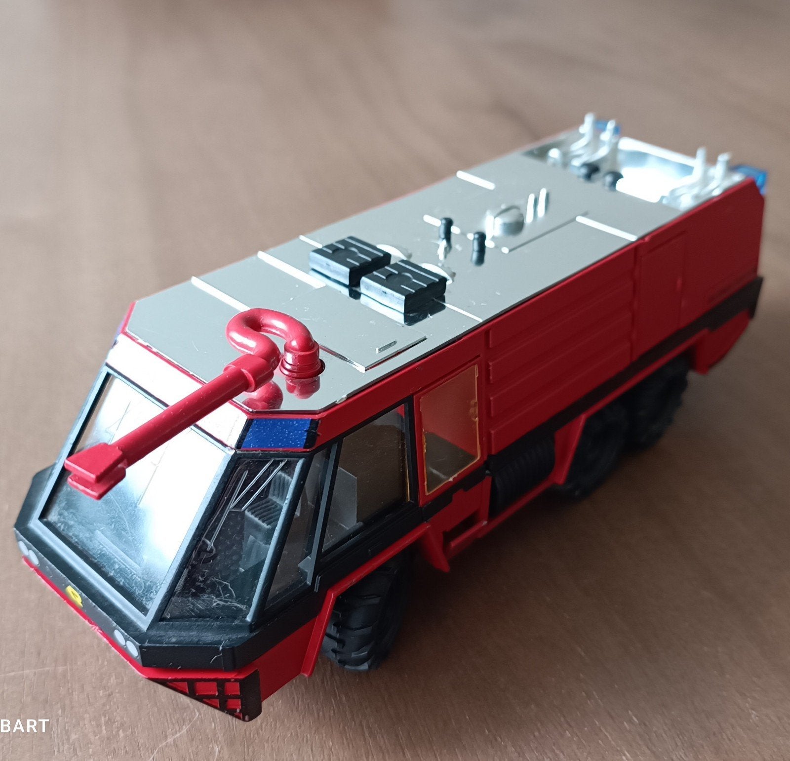ROSENBAUER AIR CRASH TENDER CONRAD ROOD, Ophalen of Verzenden, Zo goed als nieuw, Hijskraan, Tractor of Landbouw, Conrad