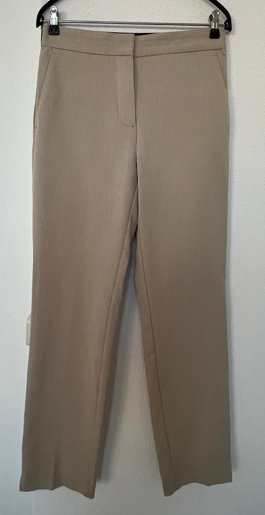 Zara beige pantalon smalle pijen maat M, Kleding | Dames, Maat 38/40 (M), Beige, Ophalen of Verzenden, Zo goed als nieuw