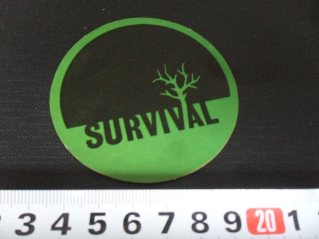 sticker SURVIVAL, Ophalen of Verzenden, Zo goed als nieuw