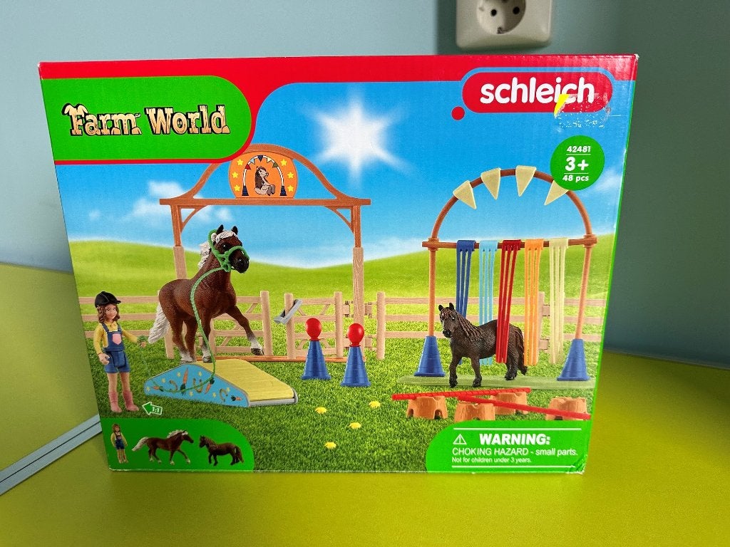 Schleich Farm World Pony Behendigheidstraining (42481), Ophalen of Verzenden, Zo goed als nieuw, Jongen of Meisje