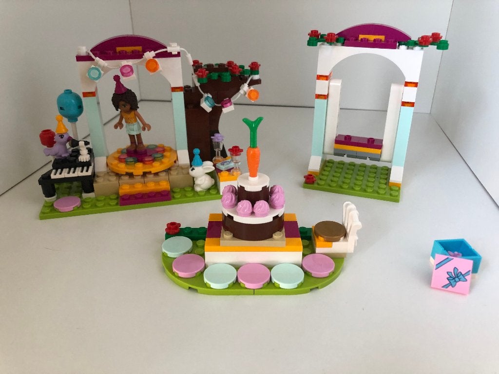 Lego Friends : Verjaardagsfeest 41110, Lego, Friends, Ophalen of Verzenden, Zo goed als nieuw