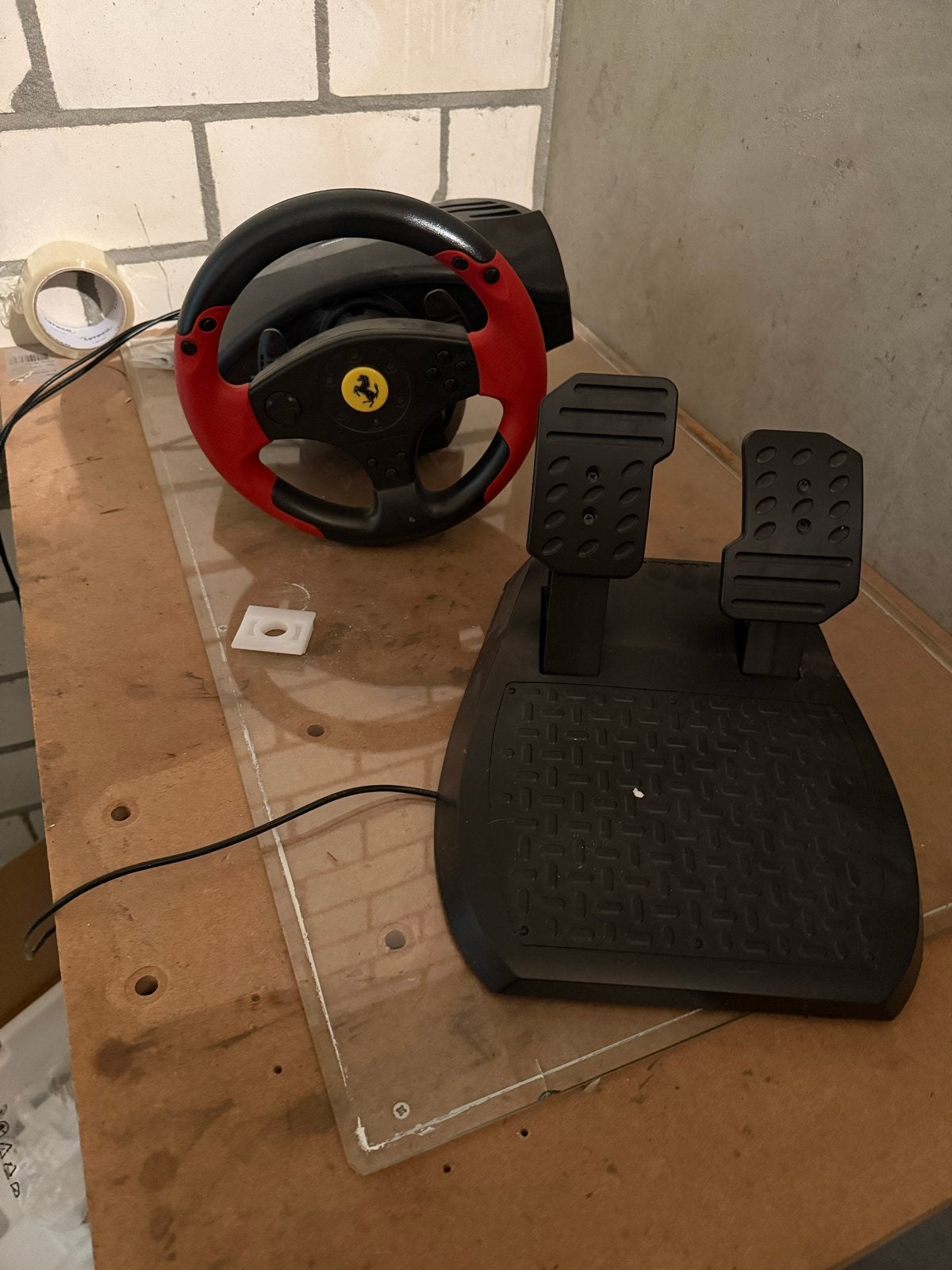 Thrustmaster Ferrari Racing Wheel met pedalen, Ophalen of Verzenden, Overige merken, Gebruikt