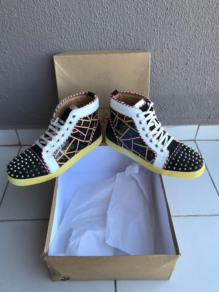 CHRISTIAN LOUBOUTIN SPIKES DESIGNER SNEAKERS NIEUW ZELDZAAM, Christian Louboutin, Zwart, Nieuw, Ophalen of Verzenden