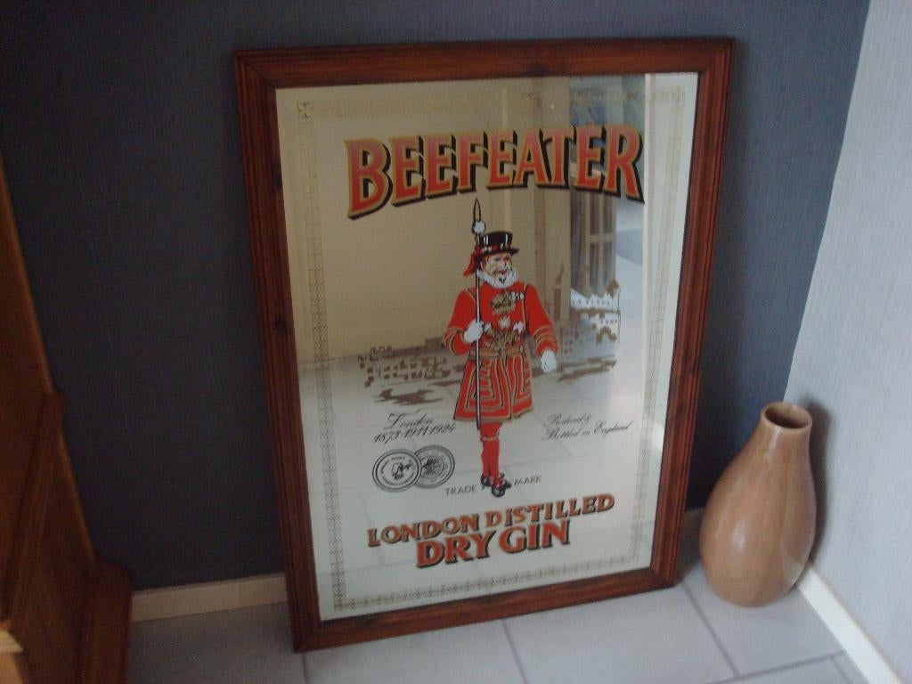 Spiegel Beefeater deco groot, mancave, Ophalen, Zo goed als nieuw, Overige typen