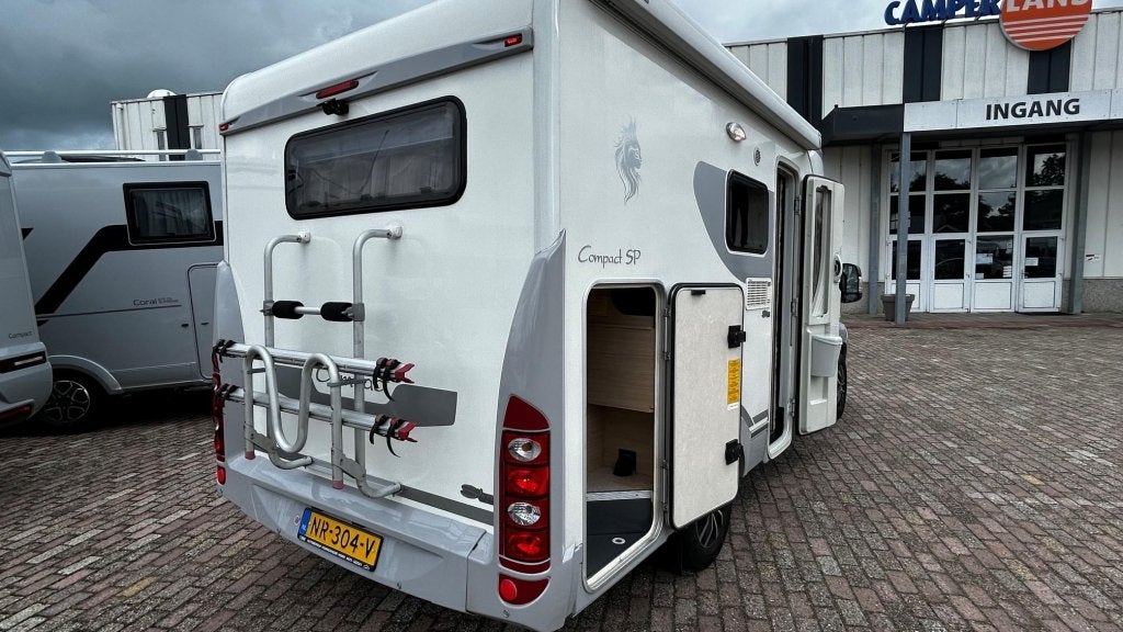 Adria Compact SP incl. Fietsendrager, a.r. camera, Fiat, 6 tot 7 meter, Bedrijf, Tot en met 3