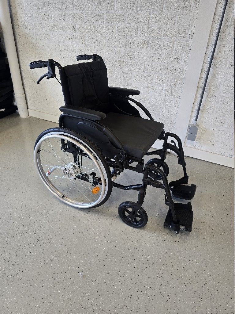Invacare Action³ lichtgewicht, alu rolstoel, Breder model, SM, Duwrolstoel, SM, Inklapbaar