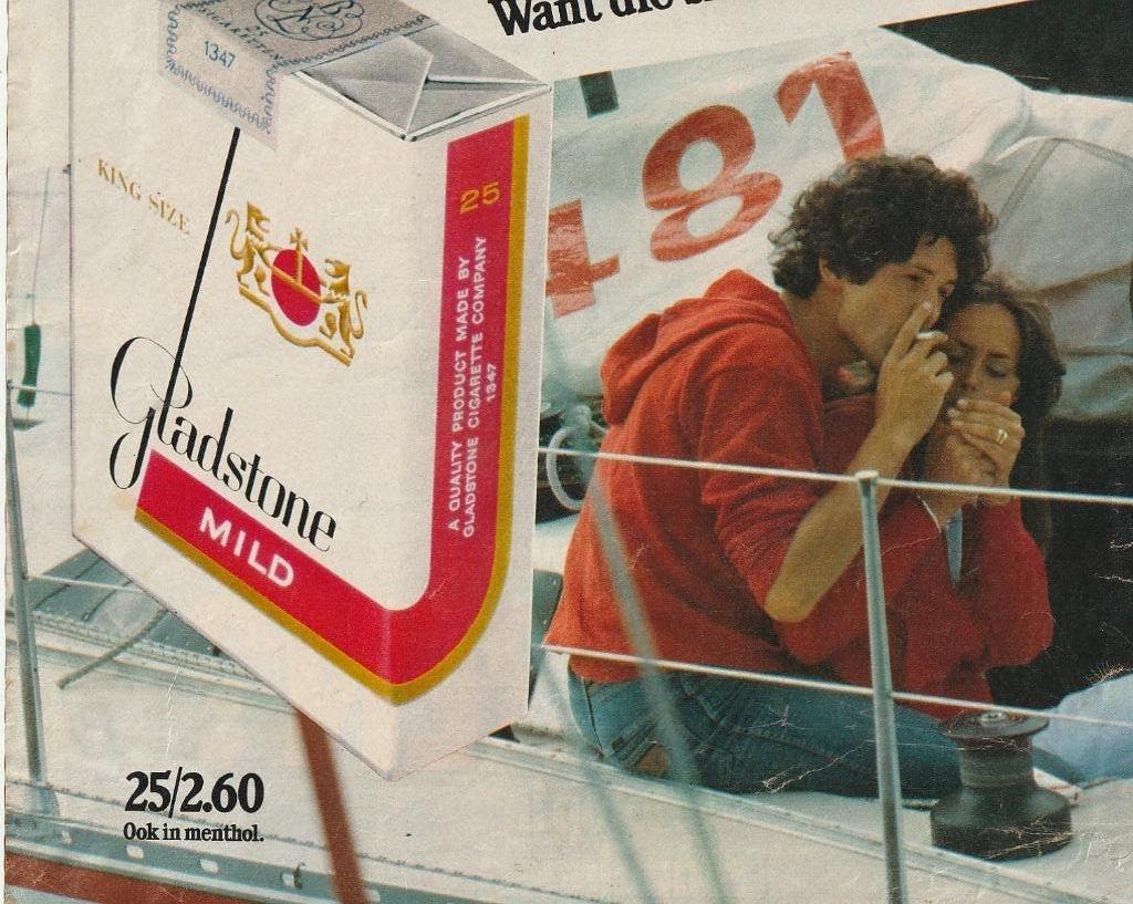 Retro reclame 1978 Gladstone sigaretten smaakt precies goed, Verzamelen, Verzenden, Overige typen