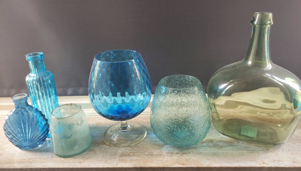 Zes decoratieve vazen in blauwtinten, Ophalen, Zo goed als nieuw, Blauw, Glas