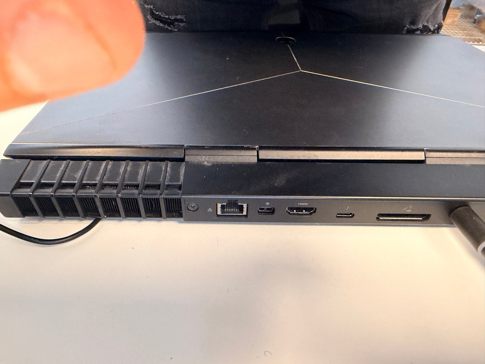 Alienware Gaming Laptop i7-8750H 32GB RAM 1.14TB Opslag, Ophalen, Gebruikt, Met videokaart, 2 tot 3 Ghz