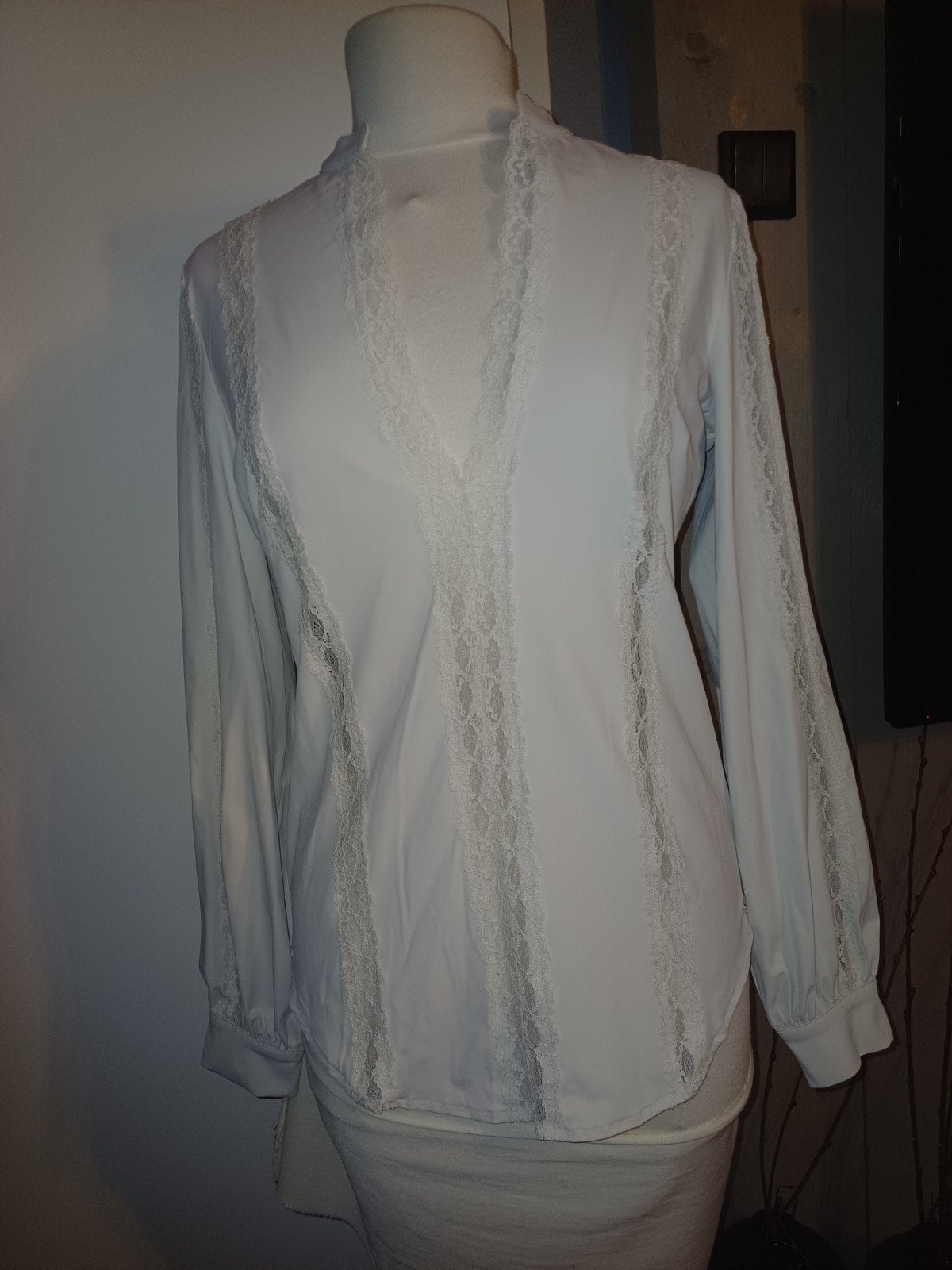 Mi piace travel blouse top, Kitkleur, maat M, kant details, Kleding | Dames, Maat 38/40 (M), Mp, Mp, Beige