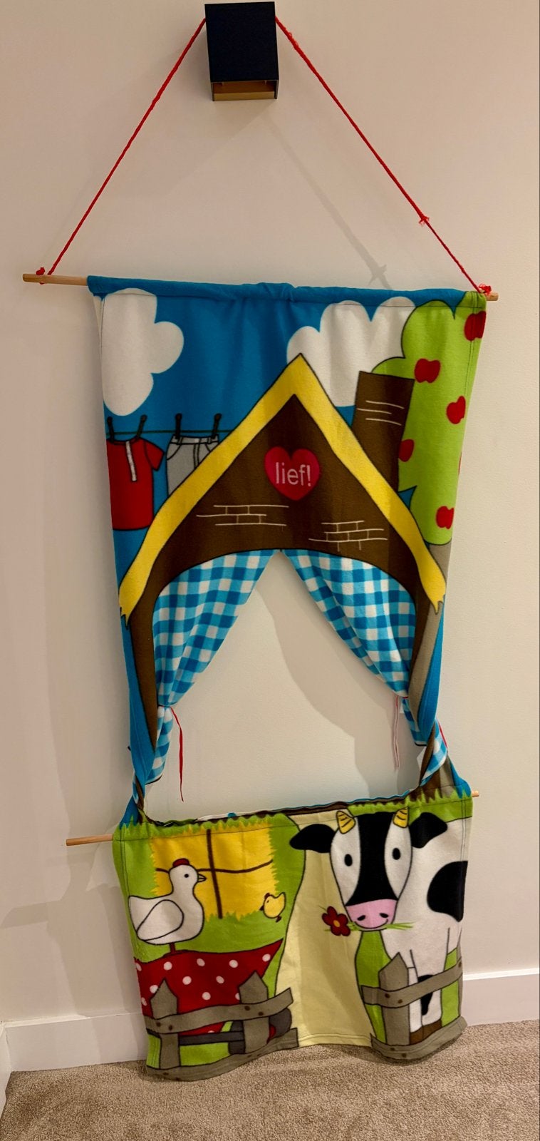 Poppenkast met veel diverse handpoppen, Kinderen en Baby's, Speelgoed | Poppen, Ophalen, Gebruikt, Overige typen