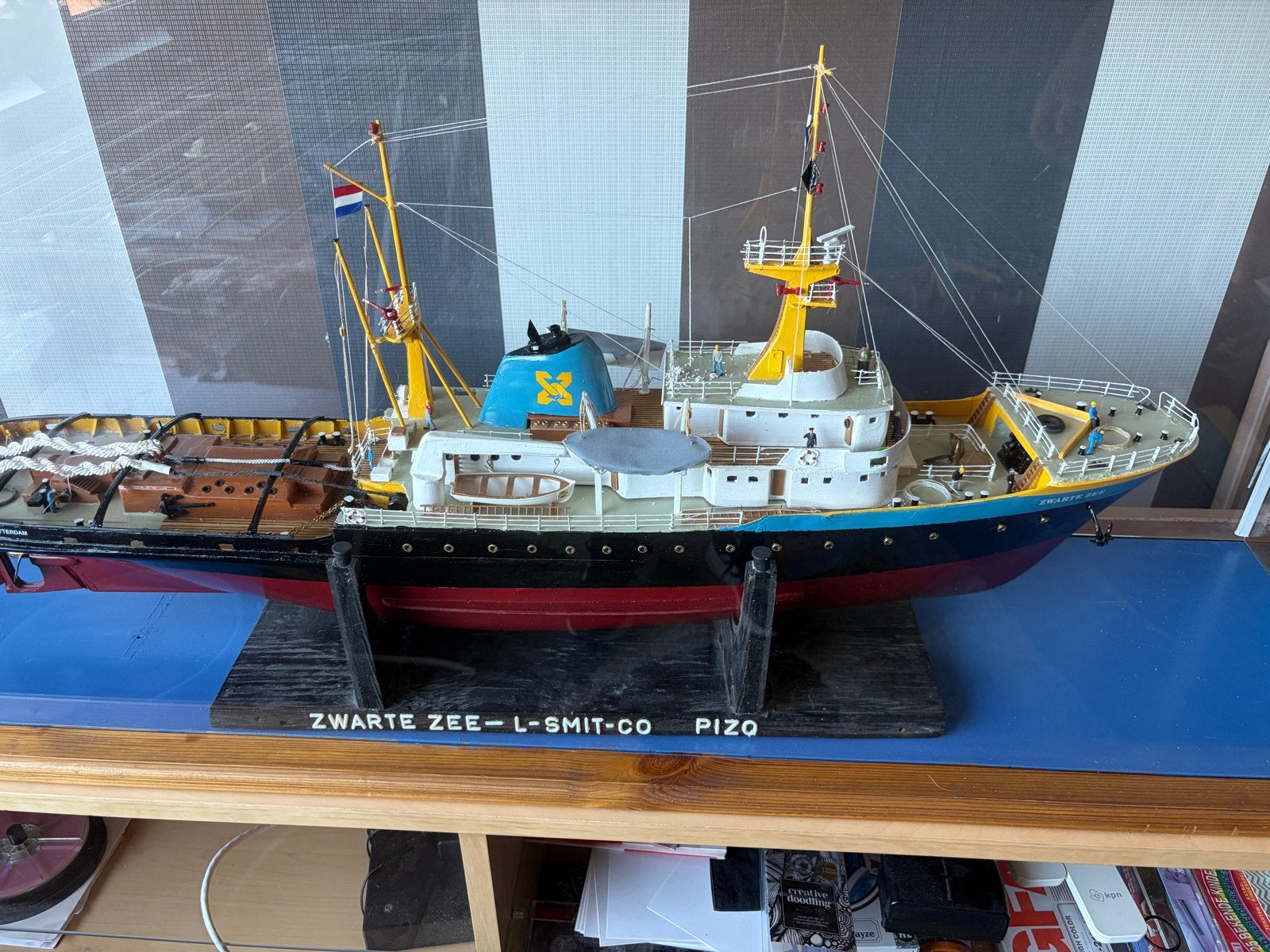 Gedetailleerd schaalmodel van de Zwarte Zee sleepboot, Hobby en Vrije tijd, Modelbouw | Boten en Schepen, Ophalen, Zo goed als nieuw