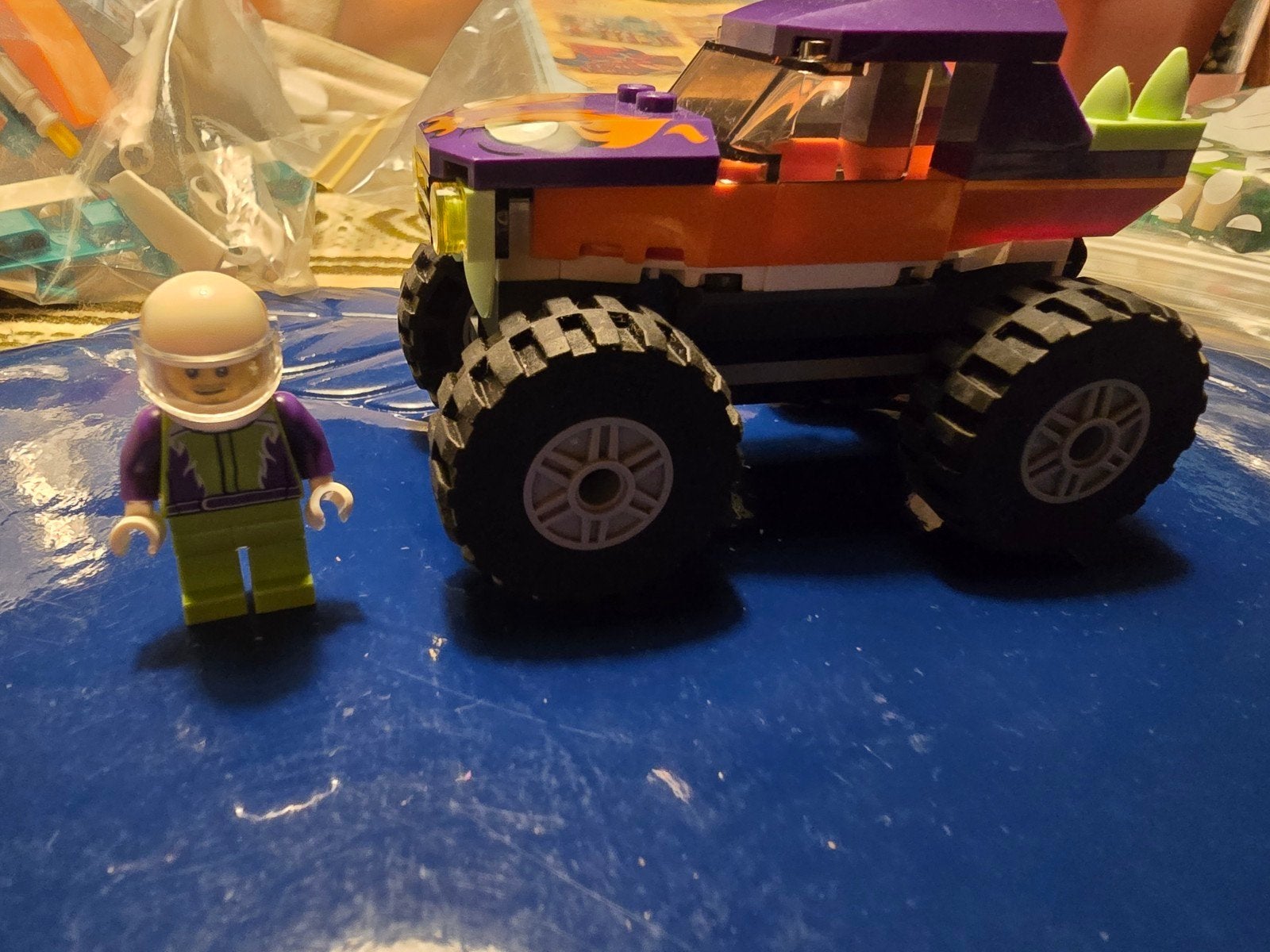 LEGO City 60251 Monstertruck met Coureur, Lego, Ophalen of Verzenden, Complete set, Inclusief instructies