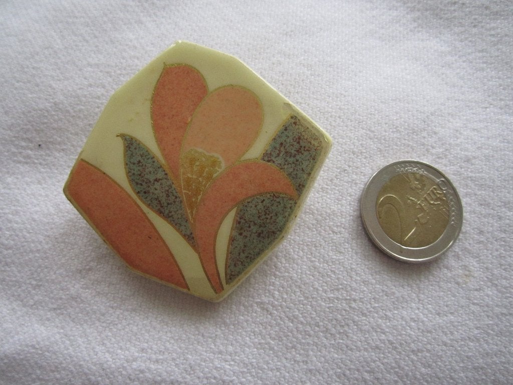2.  Aparte oude broche, Japan, Ophalen, Overige materialen, Broche