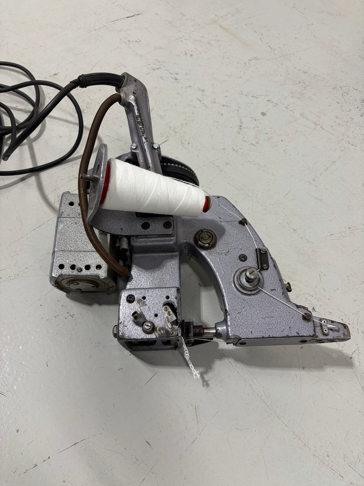 Fischbein Zakkensluiter Stikmachine - Industrieel, Overige merken, Gebruikt, Ophalen of Verzenden, Naaimachine