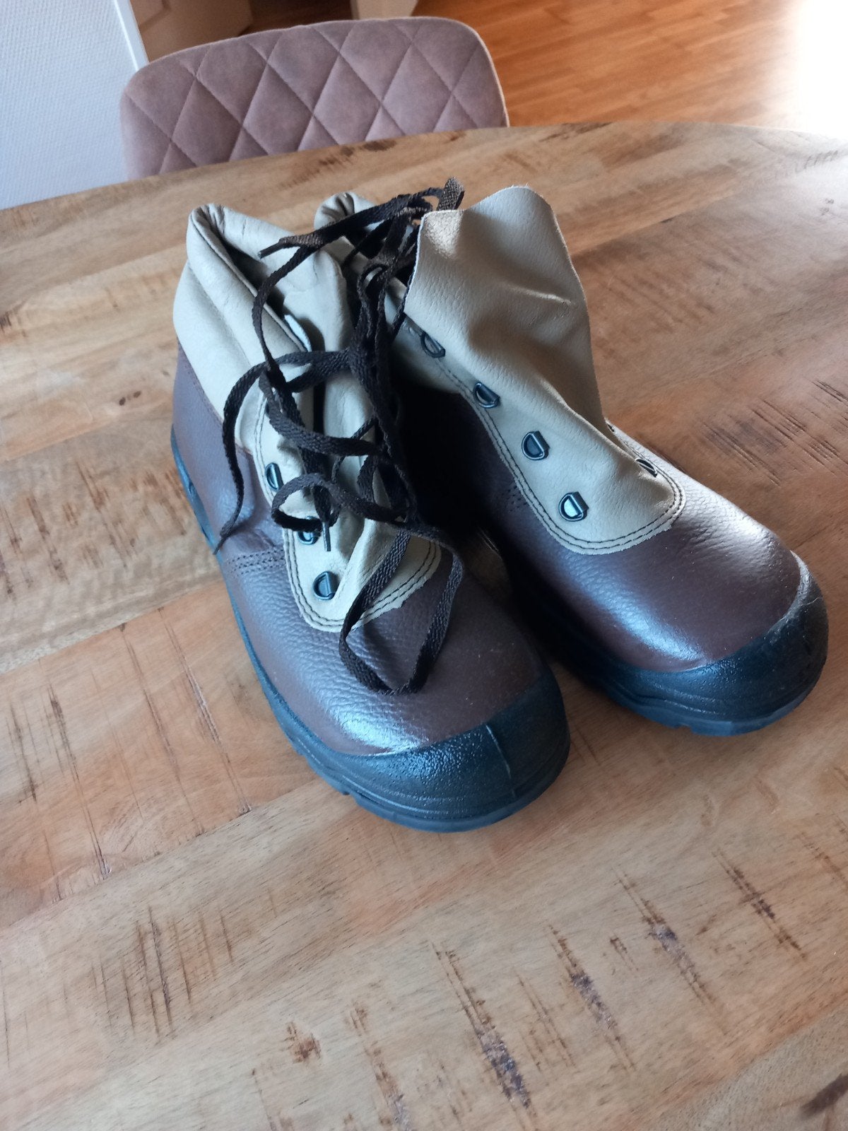 Werkschoenen maat 42 nieuw., Ophalen of Verzenden, Nieuw