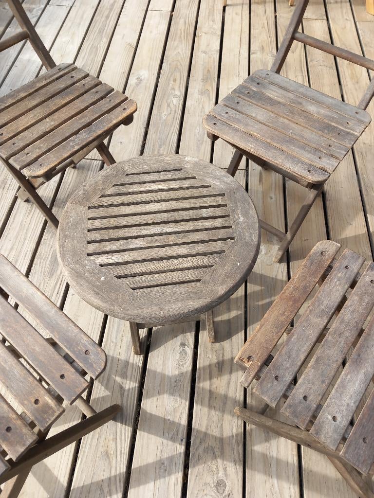 Houten tuinzitje, Tuin en Terras, Tuinsets en Loungesets, Gebruikt, Tuinset, Hout, 4 zitplaatsen, Bijzettafel, Stoel, Ophalen of Verzenden