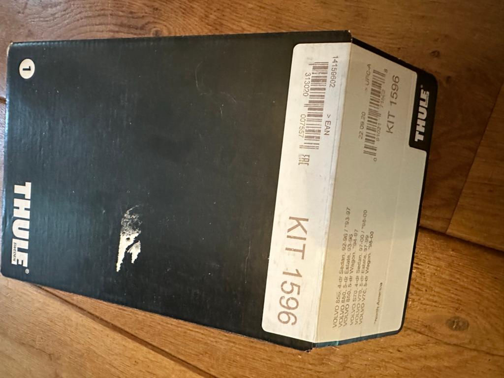 Thule kit 1596 dakdragers (o.a. voor Volvo S70), Ophalen of Verzenden, Zo goed als nieuw