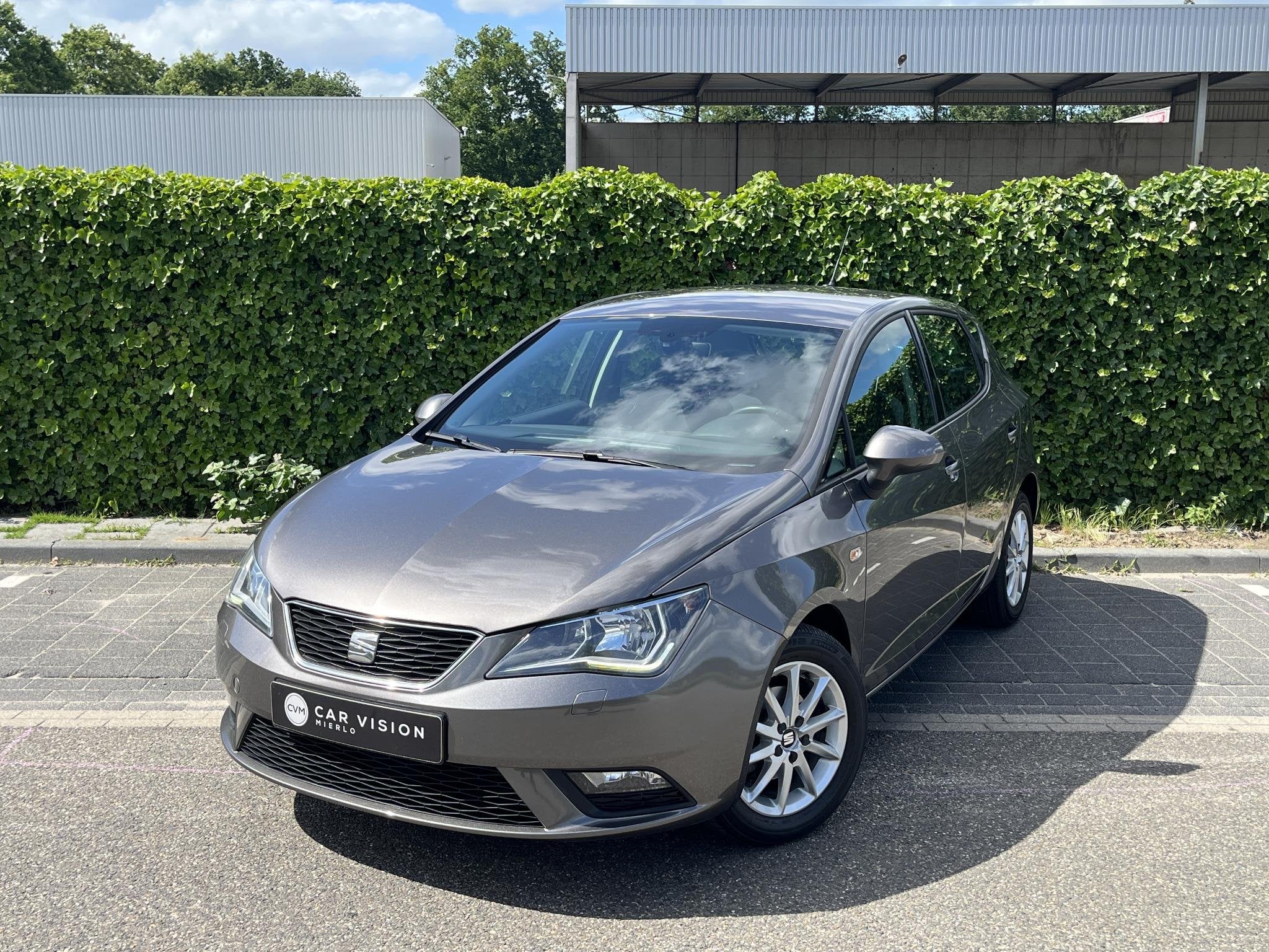 SEAT Ibiza 1.0 TSI Style * Carplay * Navi * *NAP * Garantie, Voorwielaandrijving, Stof, Gebruikt, Automatische klimaatregeling