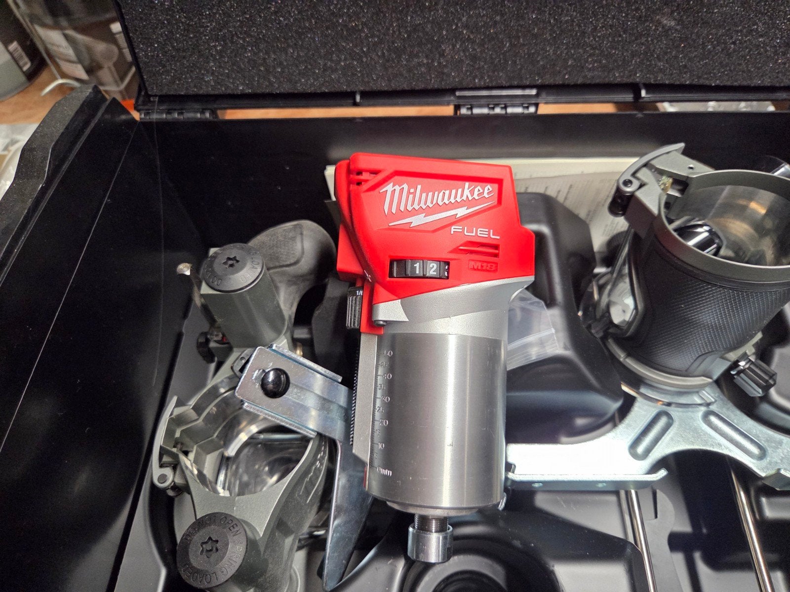 Milwaukee M18 FTR FUEL Bovenfrees - Zo goed als nieuw, Ophalen, Accu, Zo goed als nieuw, Bovenfrees