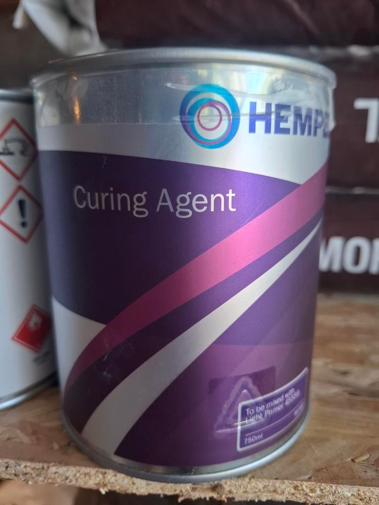 Hempel Curing Agent - 750ml uithardingsmiddel, Ophalen of Verzenden, Nieuw, Wit